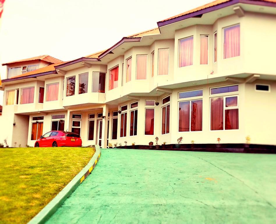 Vista Hotel Eden Hill نوفارا إيلِيا المظهر الخارجي الصورة